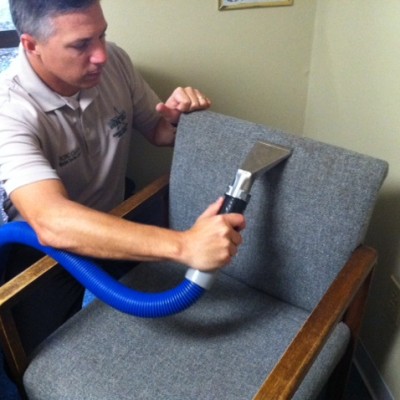 offiec-chair-cleaning-pic-2-1